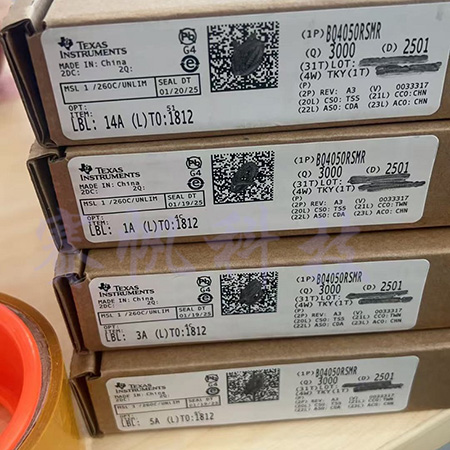 BQ4050RSMR ��һ�ż��ɵ����Ƶĵ�ر���оƬ